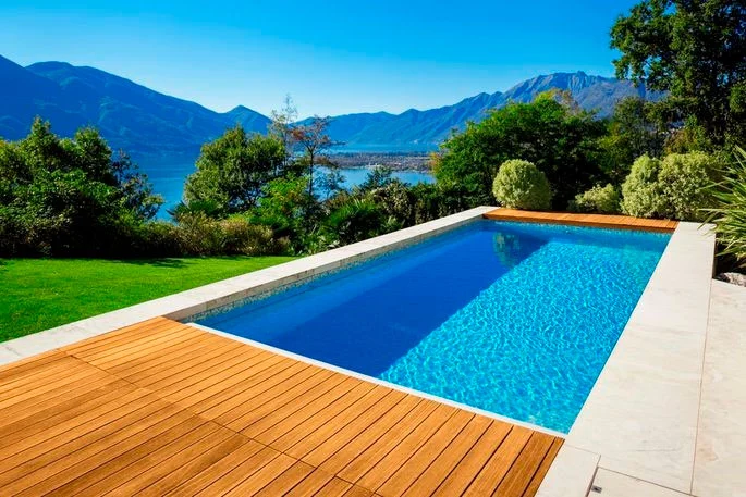 How much does it cost to build a pool?