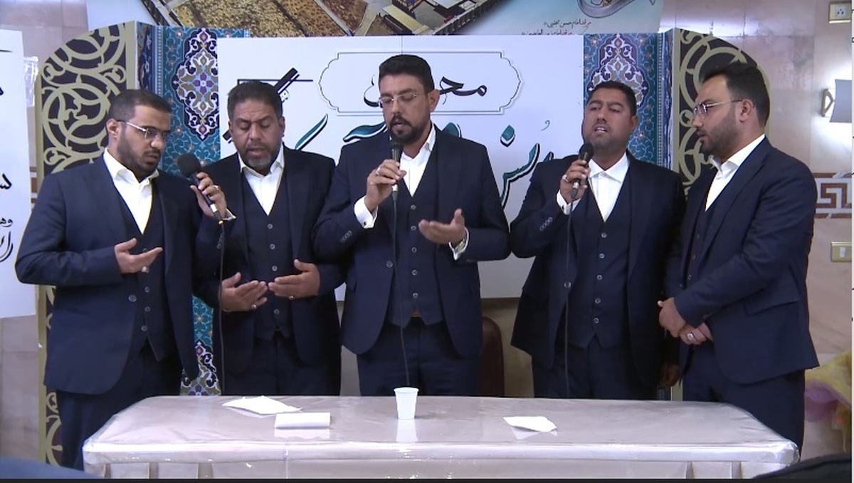 اجرای گروه هم‌خوانی و مدیحه‌سرایی «العباد» در مدینه منوره برای شهدای خدمت+ فیلم