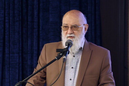 تجلیل از چمران در همایش شوراهای استان تهران