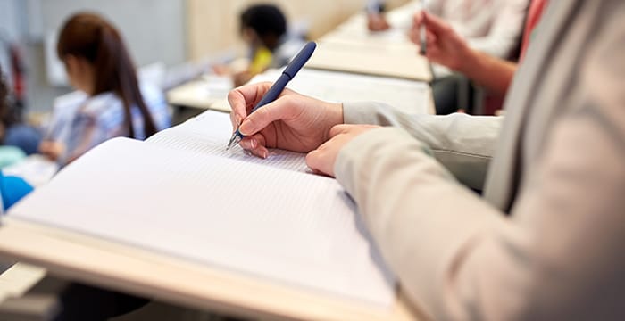 گرایش‌های رشته حقوق در مقطع کارشناسی دانشگاه آزاد